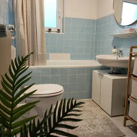 Large - Modern & Fully Equipped - Near Fair Апартаменты
