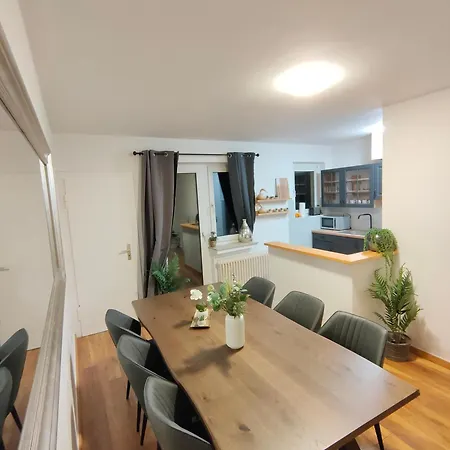 Apartamento Large - Modern & Fully Equipped - Near Fair