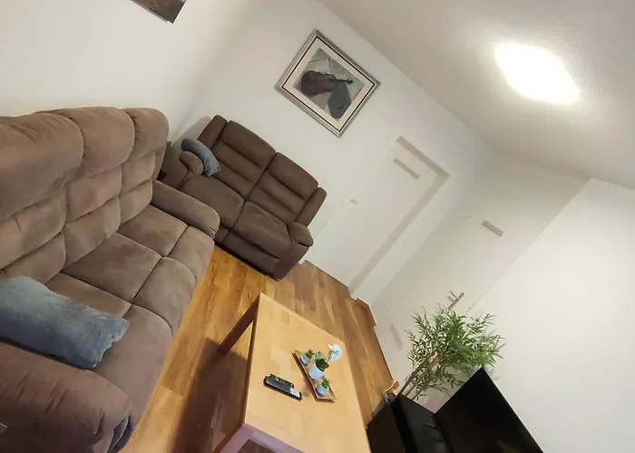 Apartment Large - Modern & Fully Equipped - Near Fair