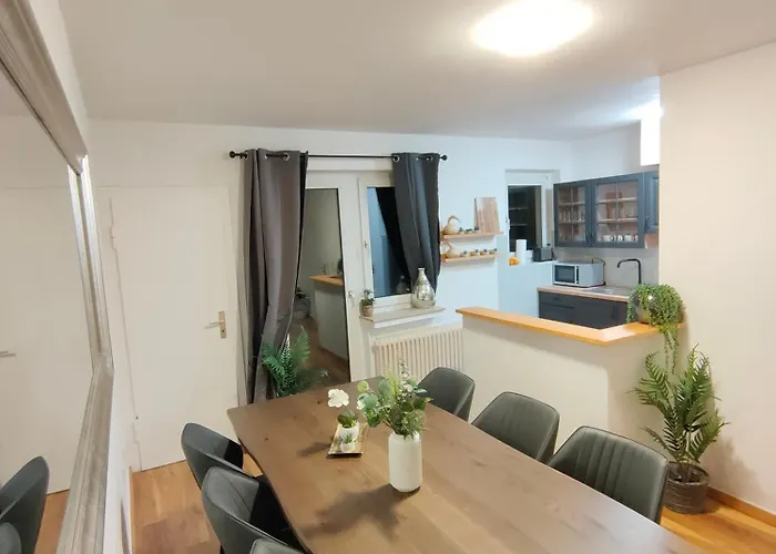 Apartment Large - Modern & Fully Equipped - Near Fair