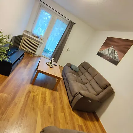 Large - Modern & Fully Equipped - Near Fair * كولونيا