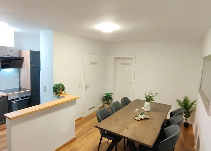 Appartamento Large - Modern & Fully Equipped - Near Fair